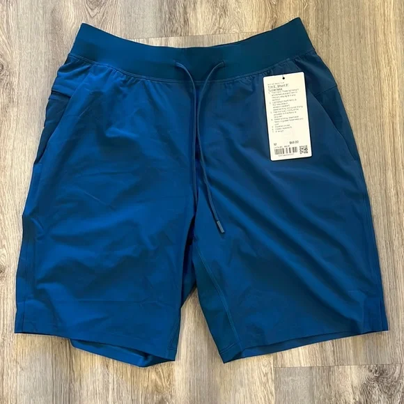 NWT. LULULEMON shorts - Picture 1 of 3
